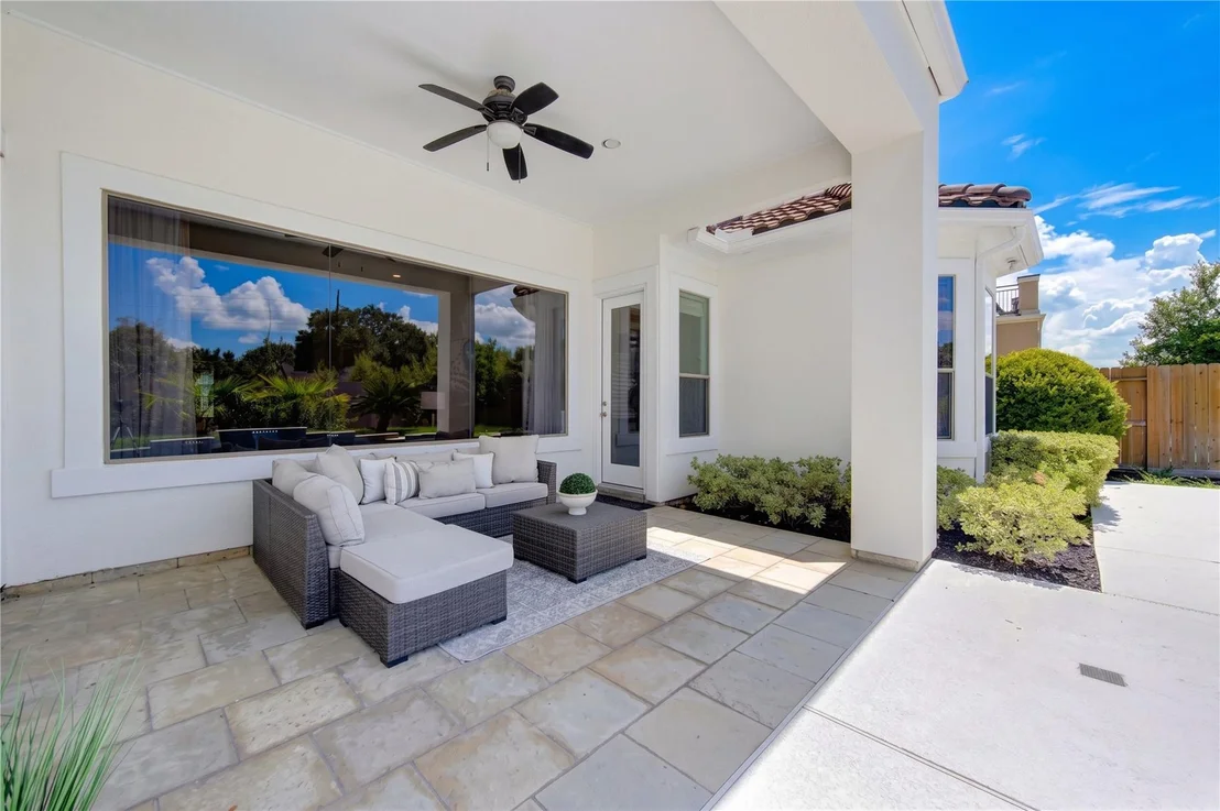 Photo of 14014 Hampton Cove Drive