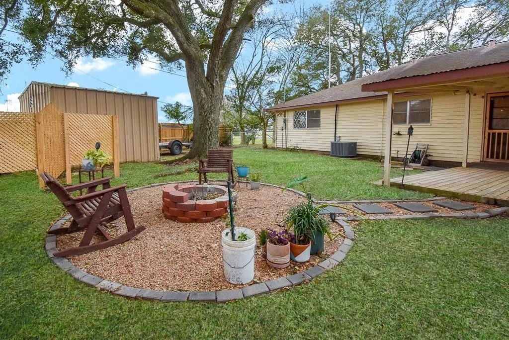 Photo of 304 Lily Lane
