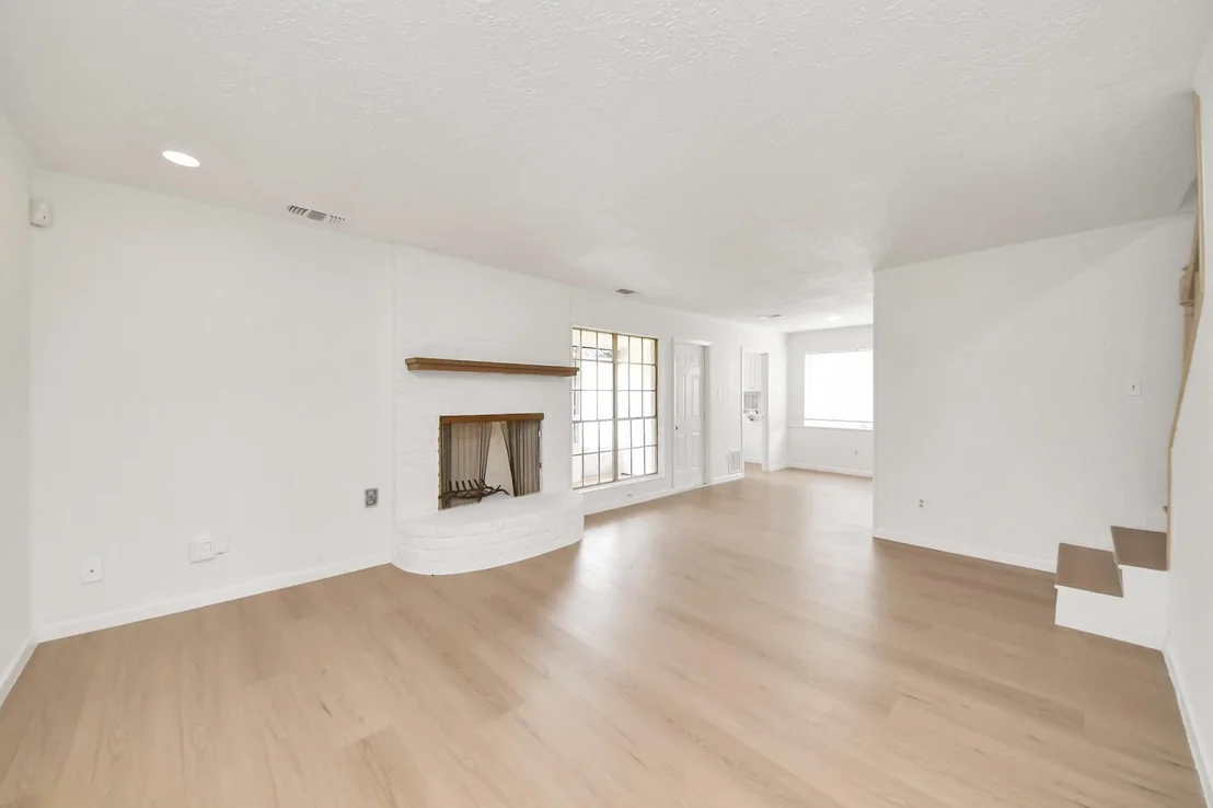 Photo of 7230 Pella Drive