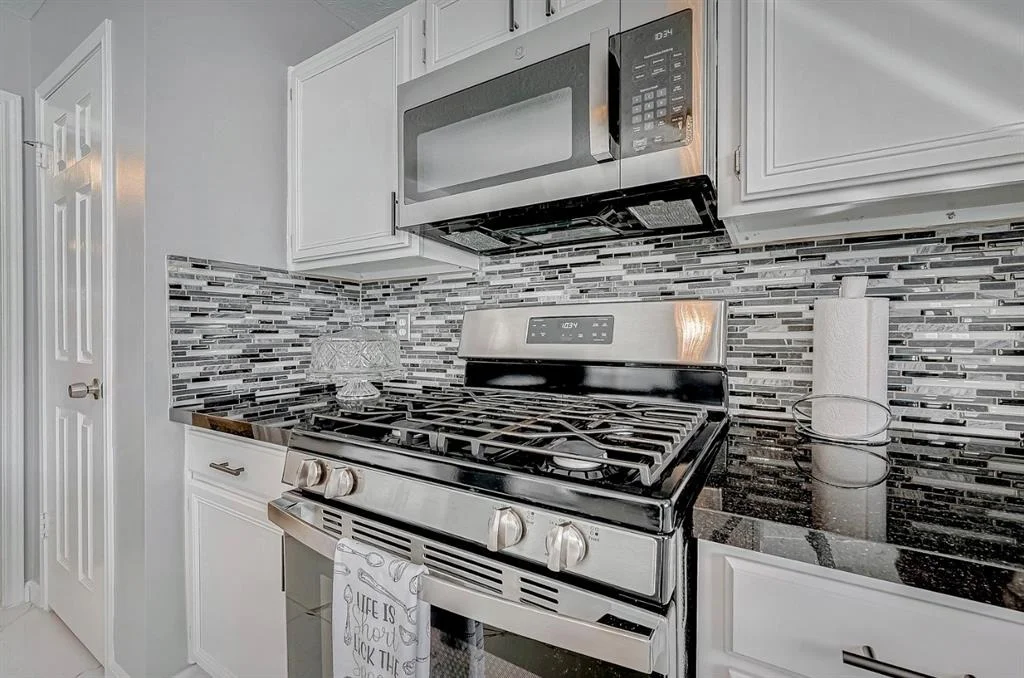 Photo of 16107 Lakestone Drive