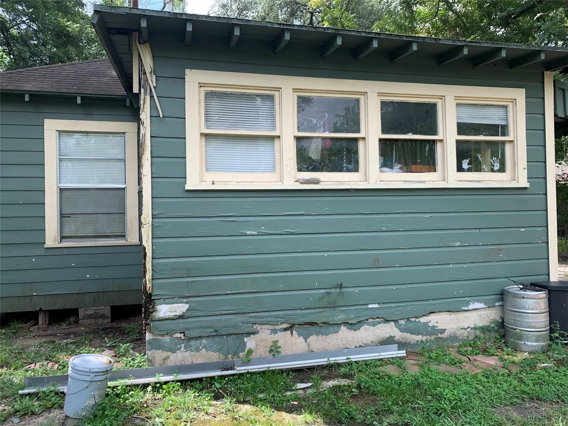 Photo of 1701 Priest Drive