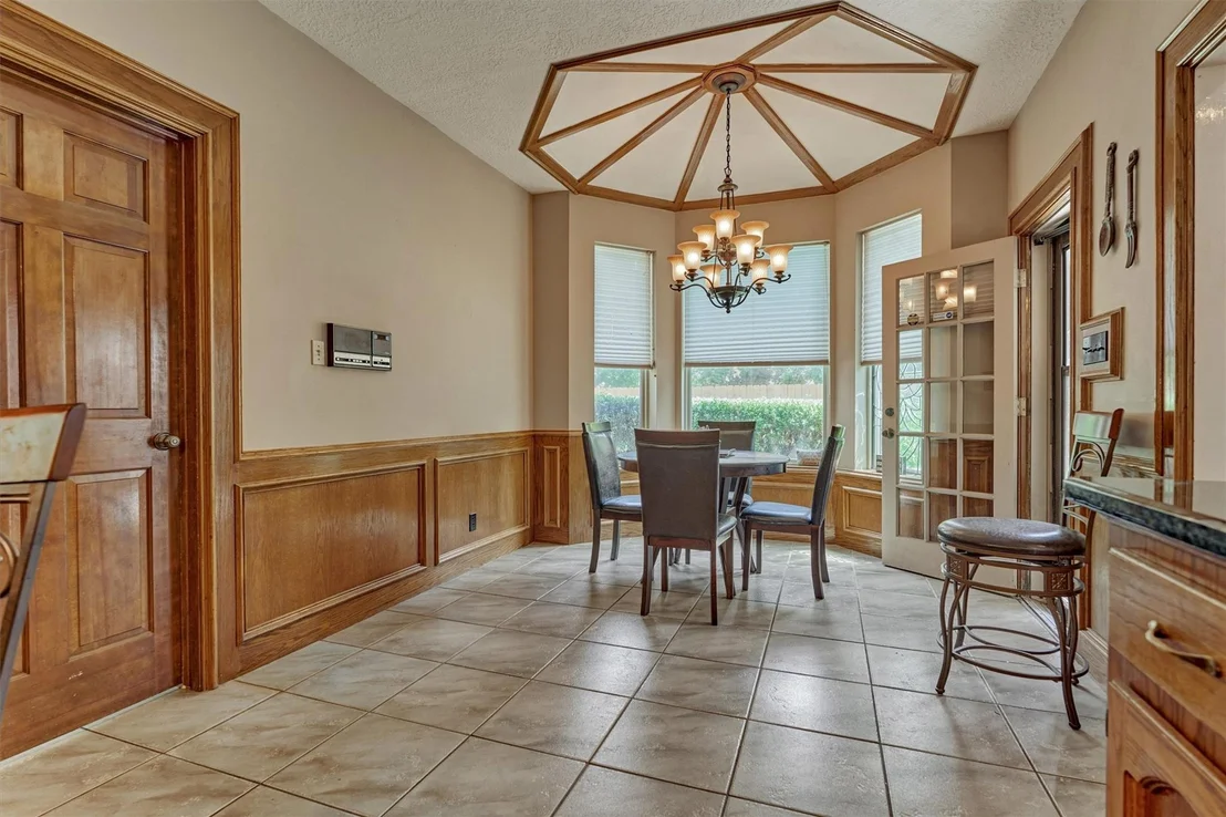 Photo of 423 Pine Edge Drive