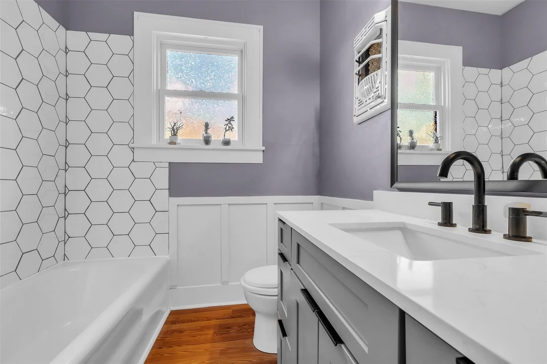 Photo of 2519 White Oak Drive