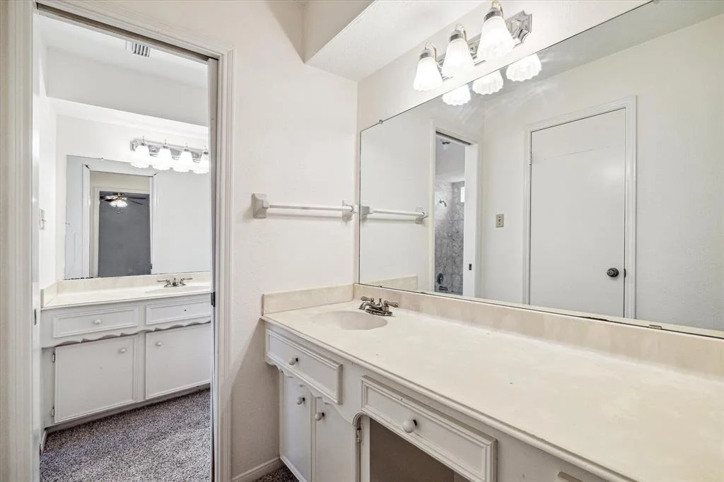 Photo of 7619 Bankside Drive