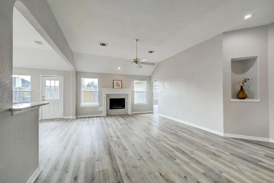Photo of 24031 Holleygate Court