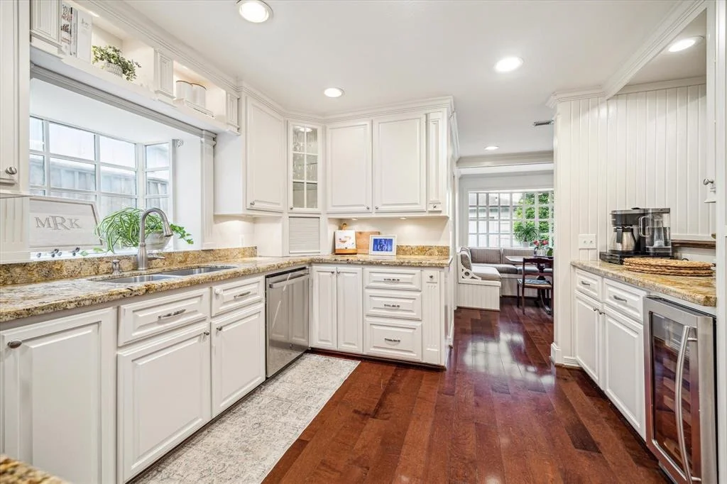 Photo of 10722 Del Monte Drive