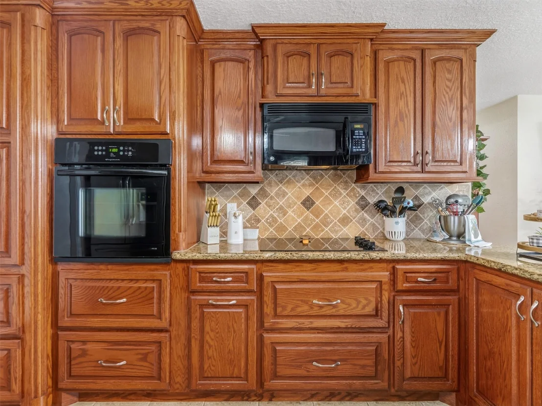 Photo of 1348 Gifford Road
