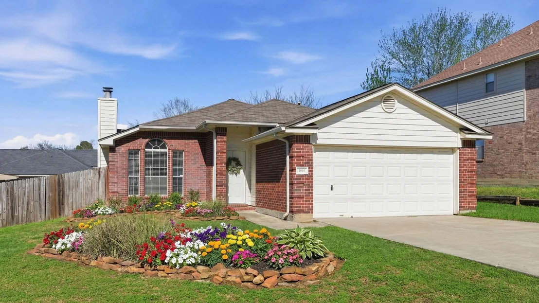 Photo of 10414 Enchanted