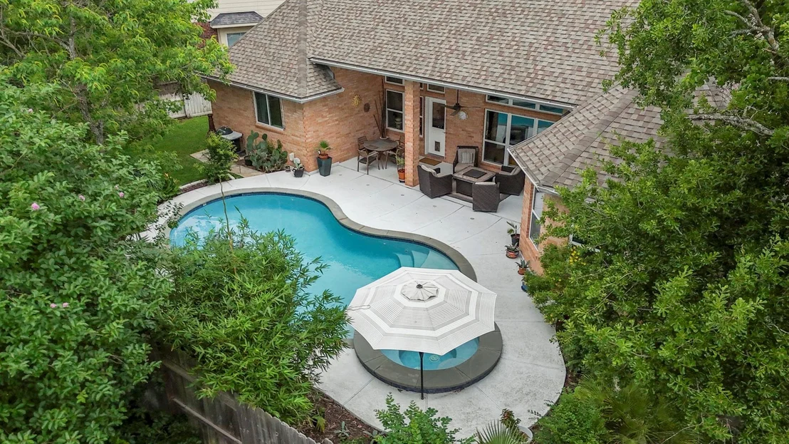 Photo of 6811 Pinehearth Court