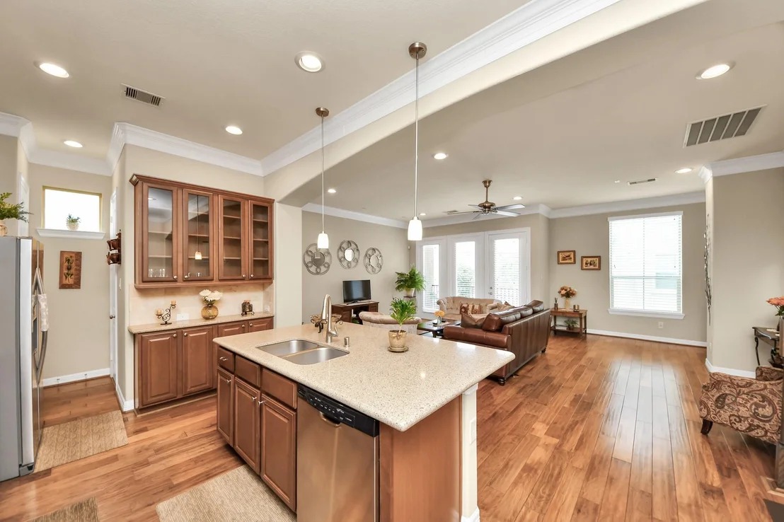 Photo of 12255 Oxford Crescent Circle