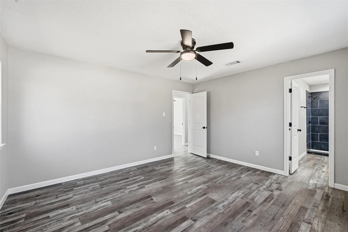 Photo of 423 Jeffery Lane