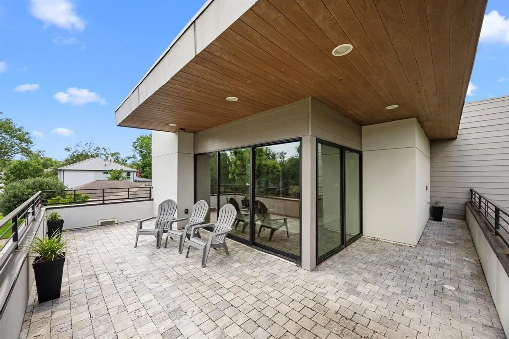 Photo of 9622 Pine Lake Drive