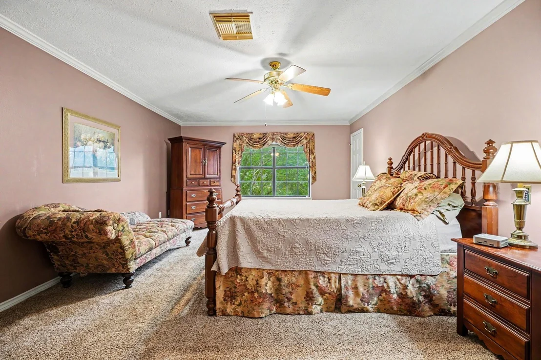 Photo of 1623 Lake Bluff Drive