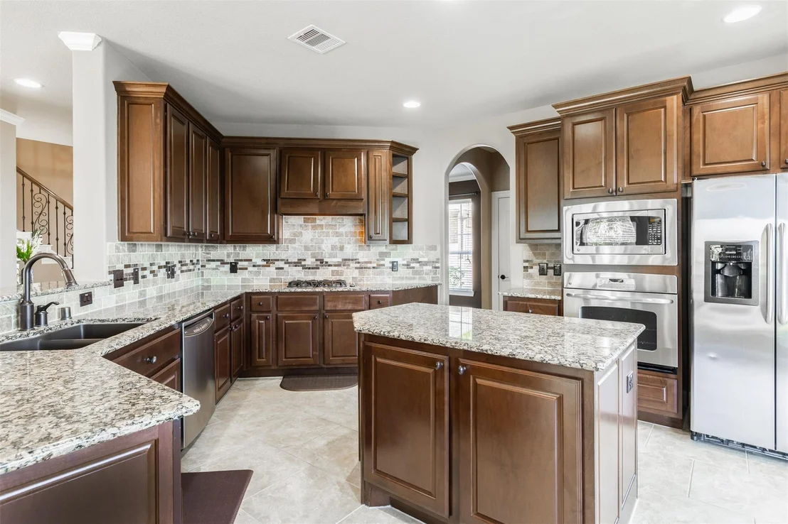 Photo of 28003 Nobbe Hollow Drive