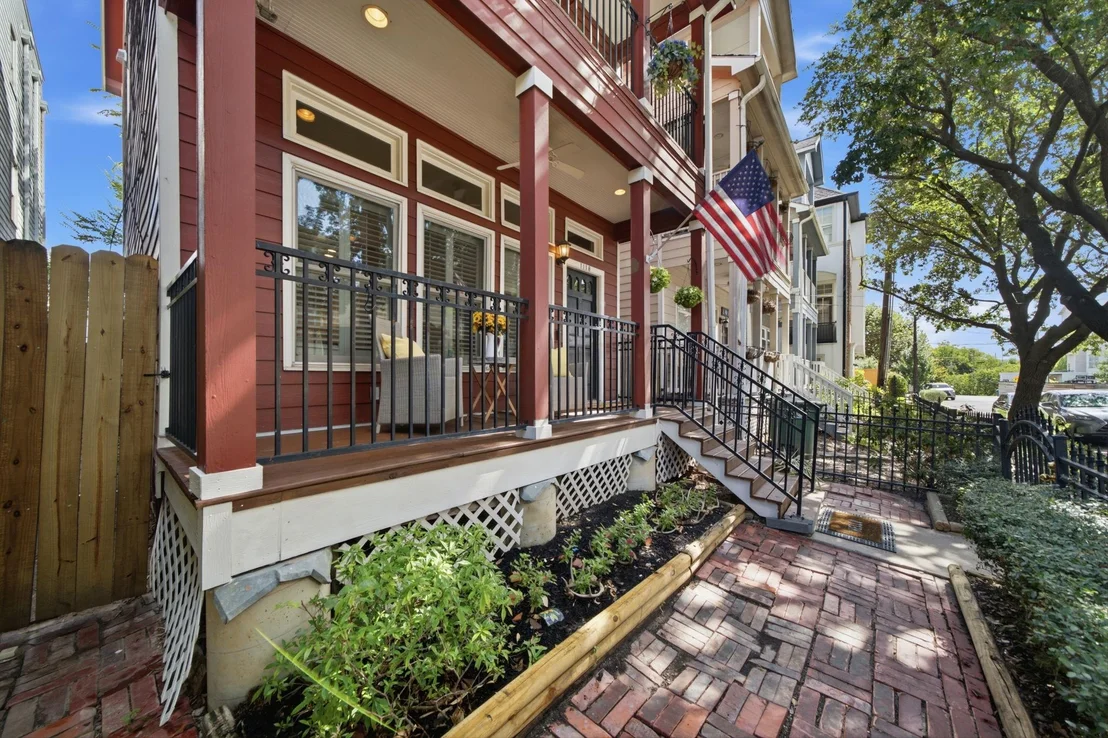 Photo of 1118 Edwards Street