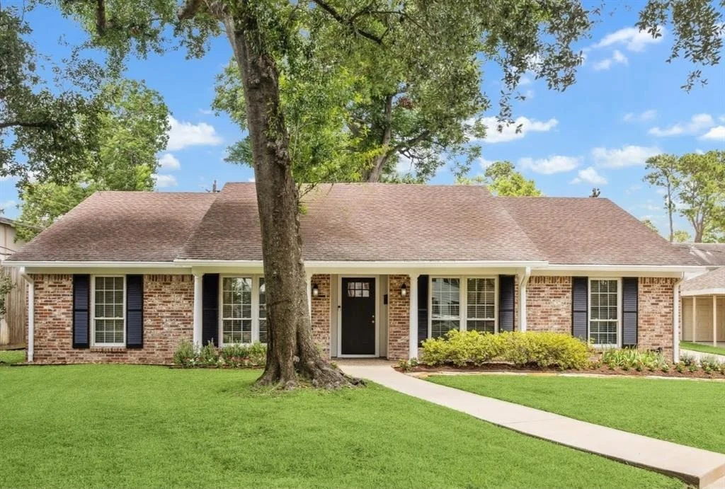 Photo of 14022 Taylorcrest Road