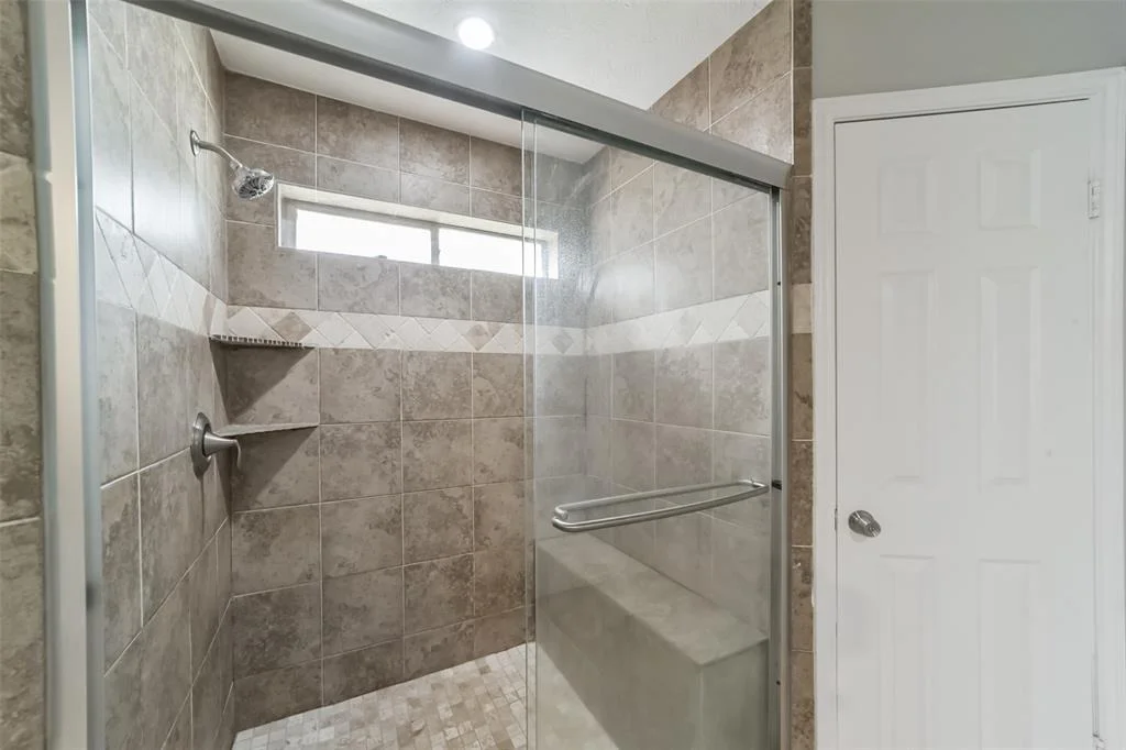 Photo of 11814 Gardenglen Drive