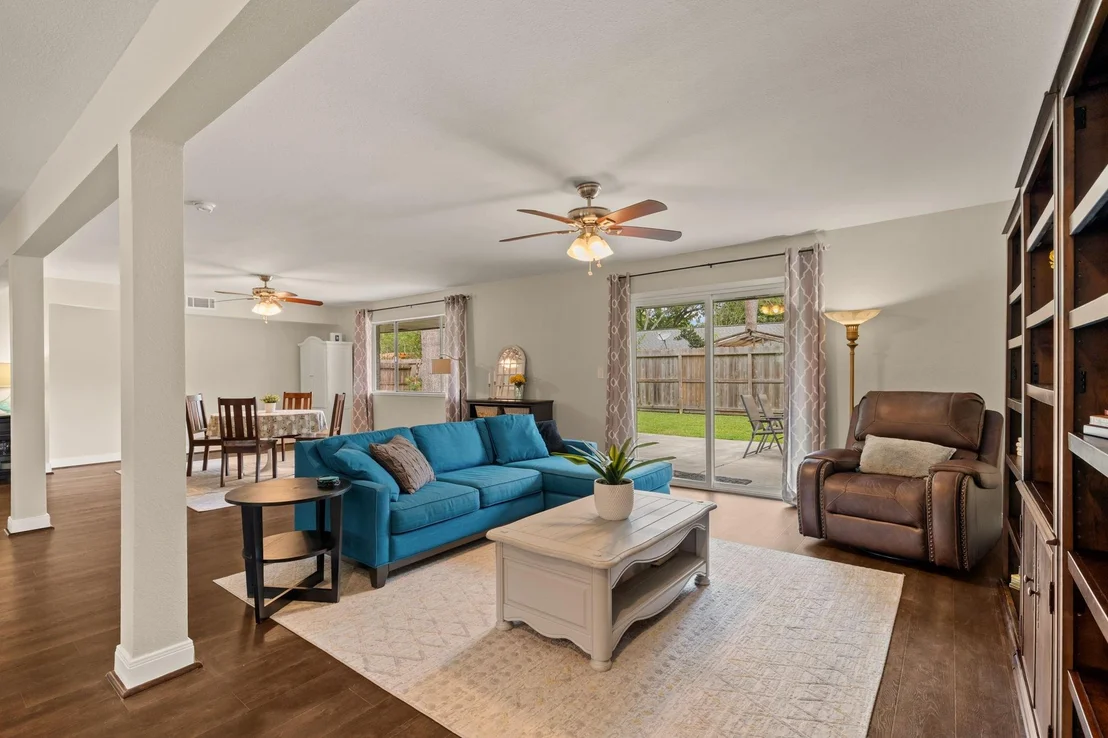 Photo of 1607 Richvale Lane