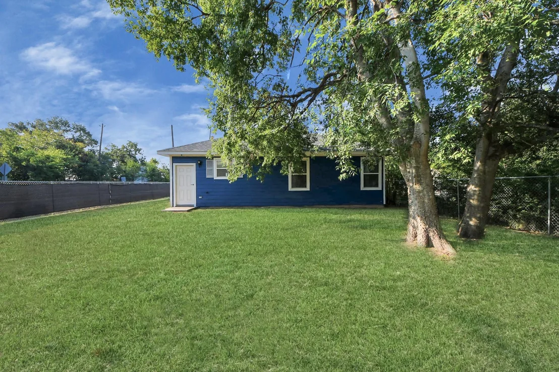 Photo of 7969 Rand Street