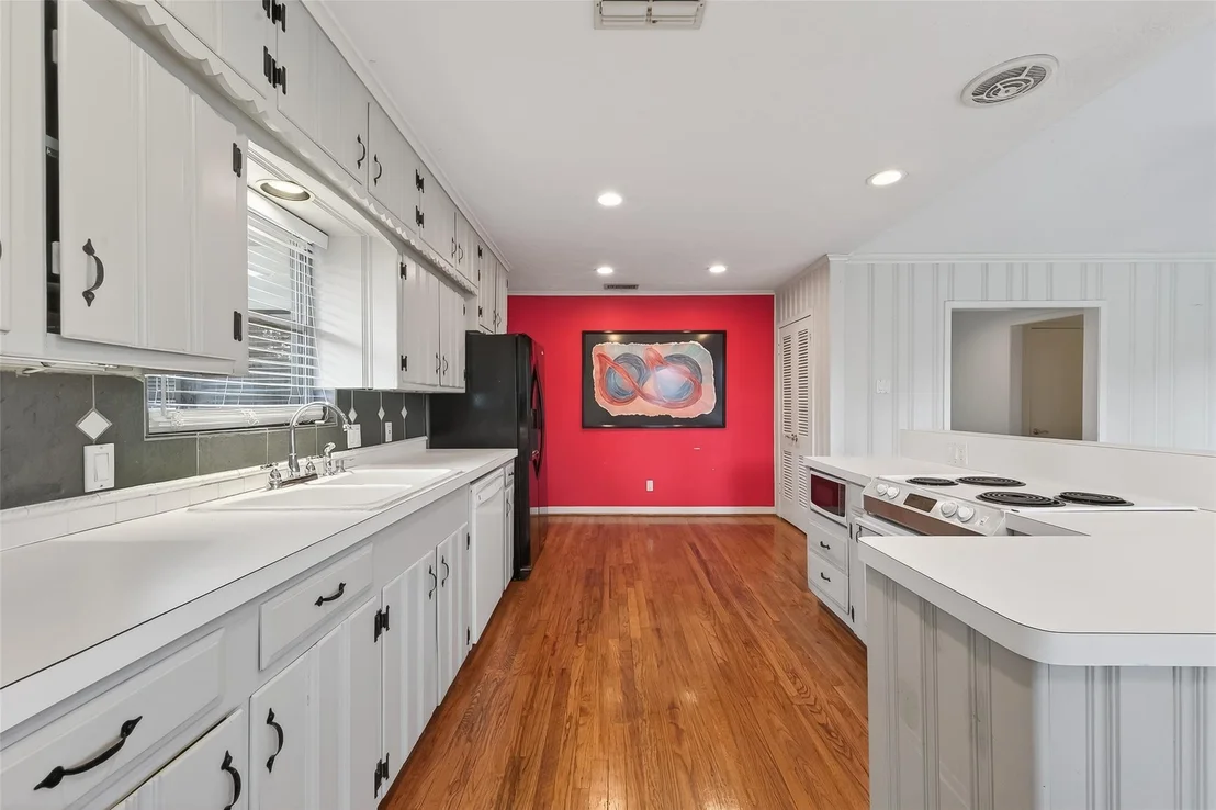 Photo of 4807 Creekbend Drive