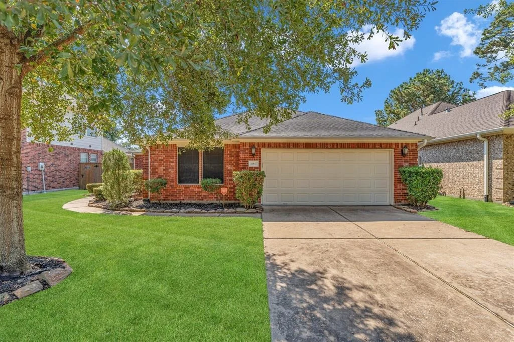 Photo of 11847 Gatesden Drive