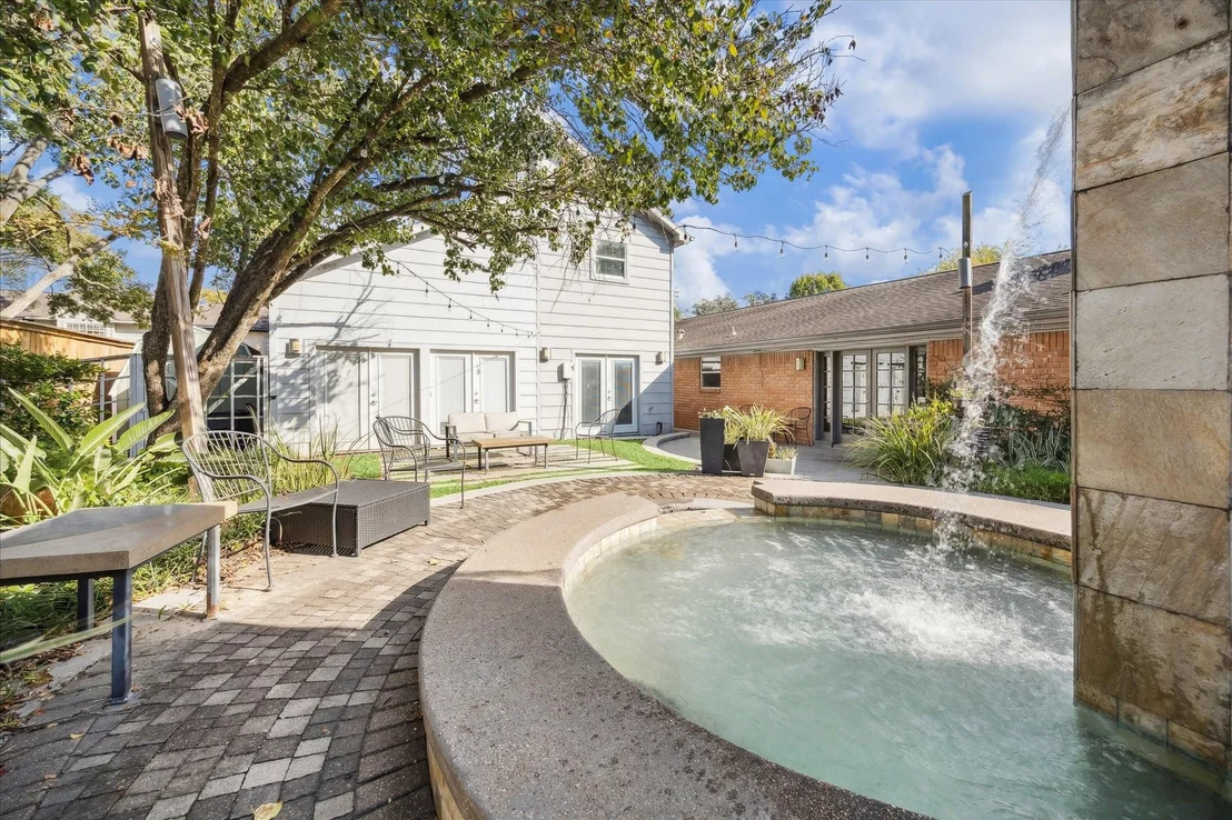 Photo of 10102 Knoboak Drive