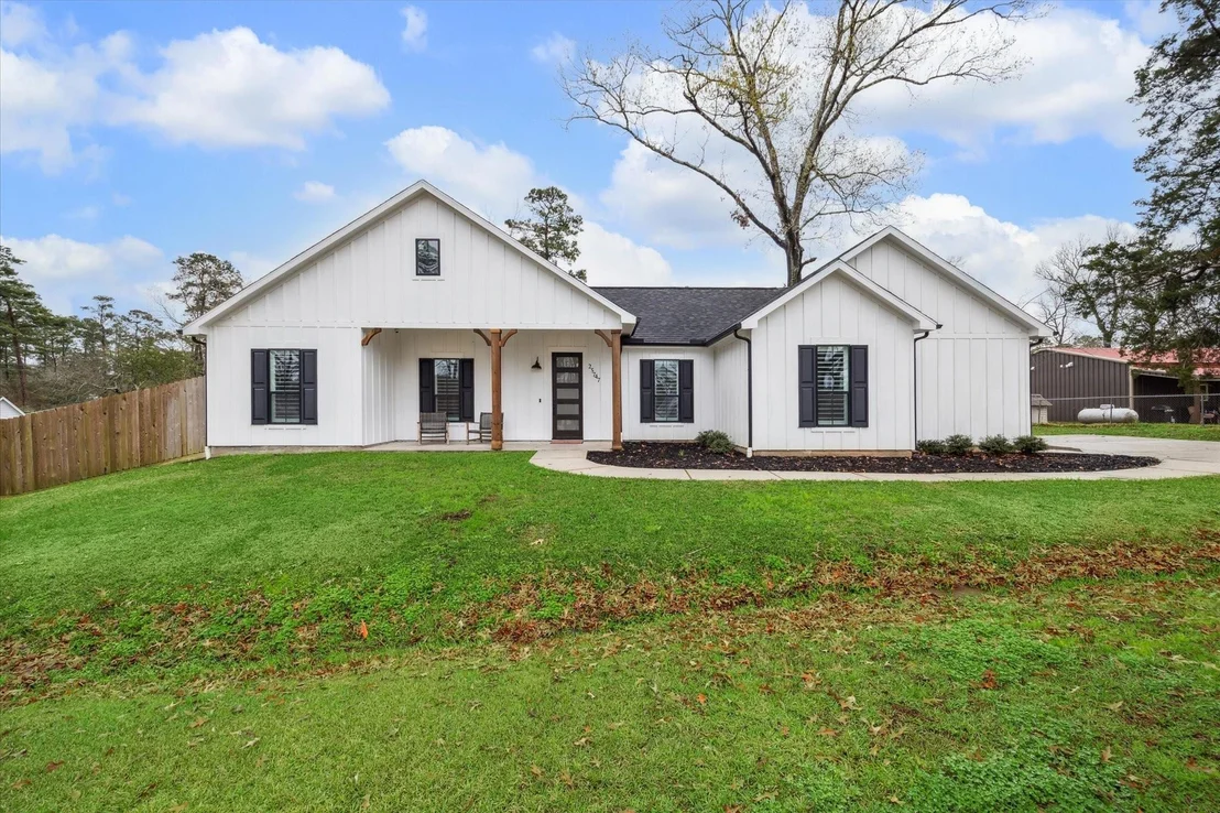 Photo of 25747 Beaver Run Drive
