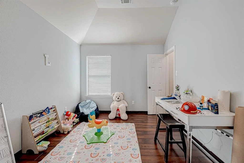 Photo of 218 Bent Ray Court