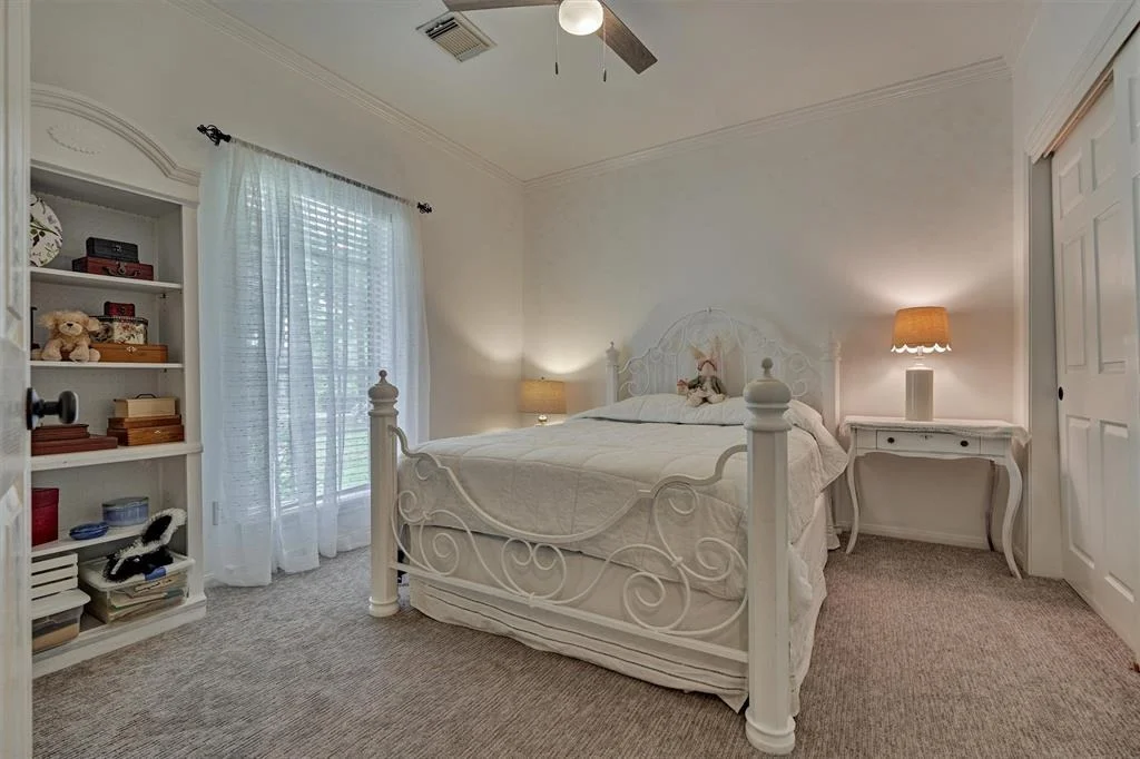 Photo of 1267 Heritage Lane