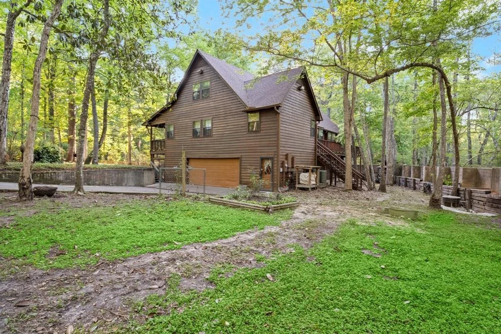 Photo of 17963 Dogwood Drive