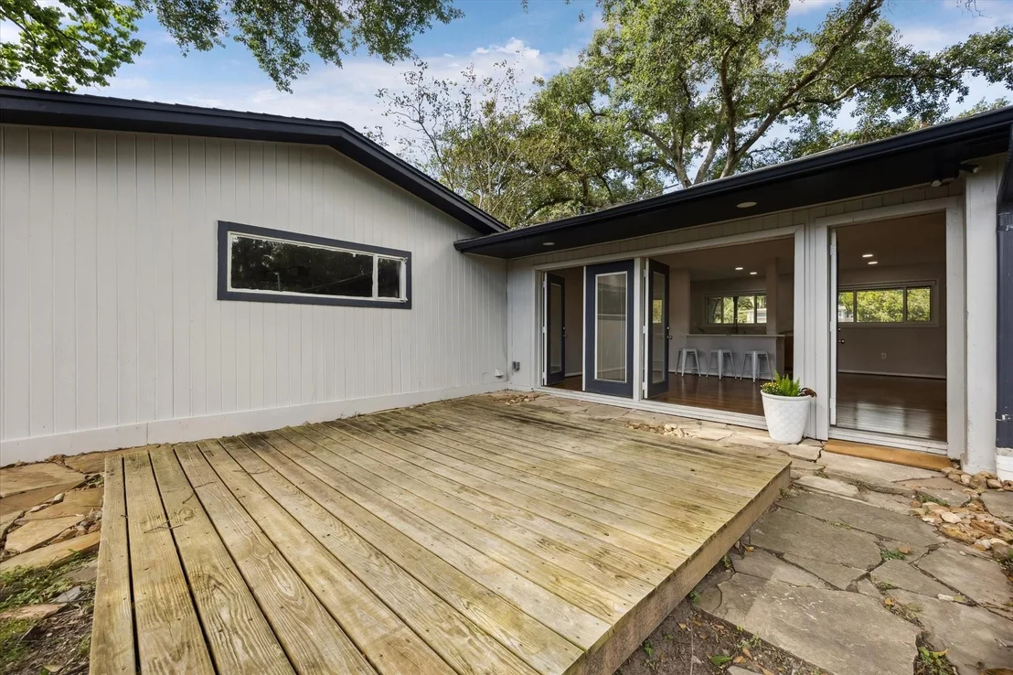 Photo of 8621 Bob White Drive