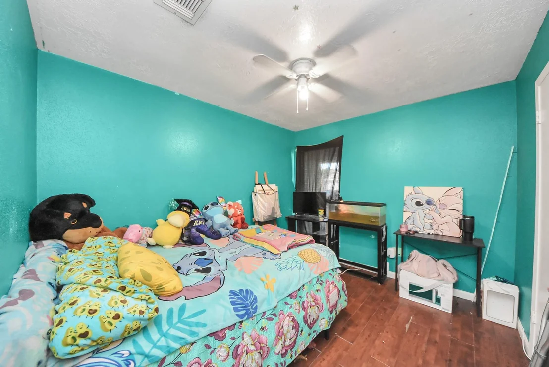 Photo of 22122 Breezy Hill Drive
