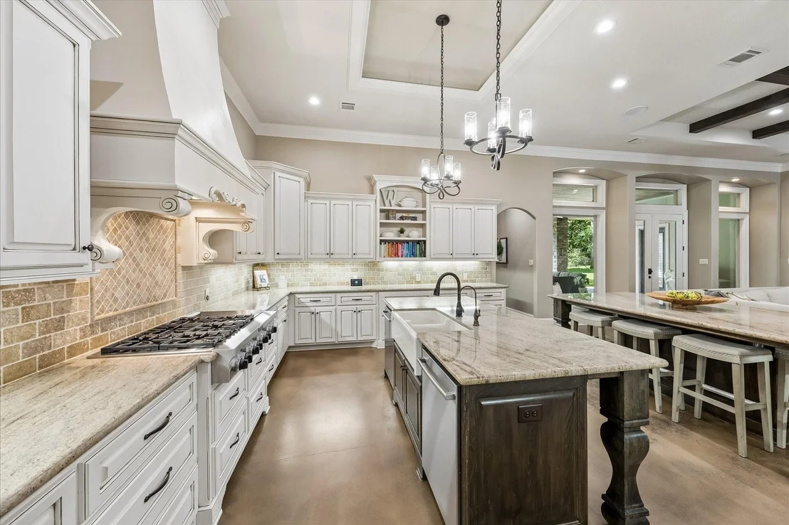 Photo of 28203 Meadow Forest