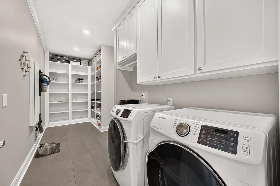 Photo of 1122 Daria Drive