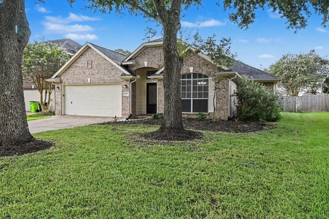 Photo of 2415 Easterleaf Court