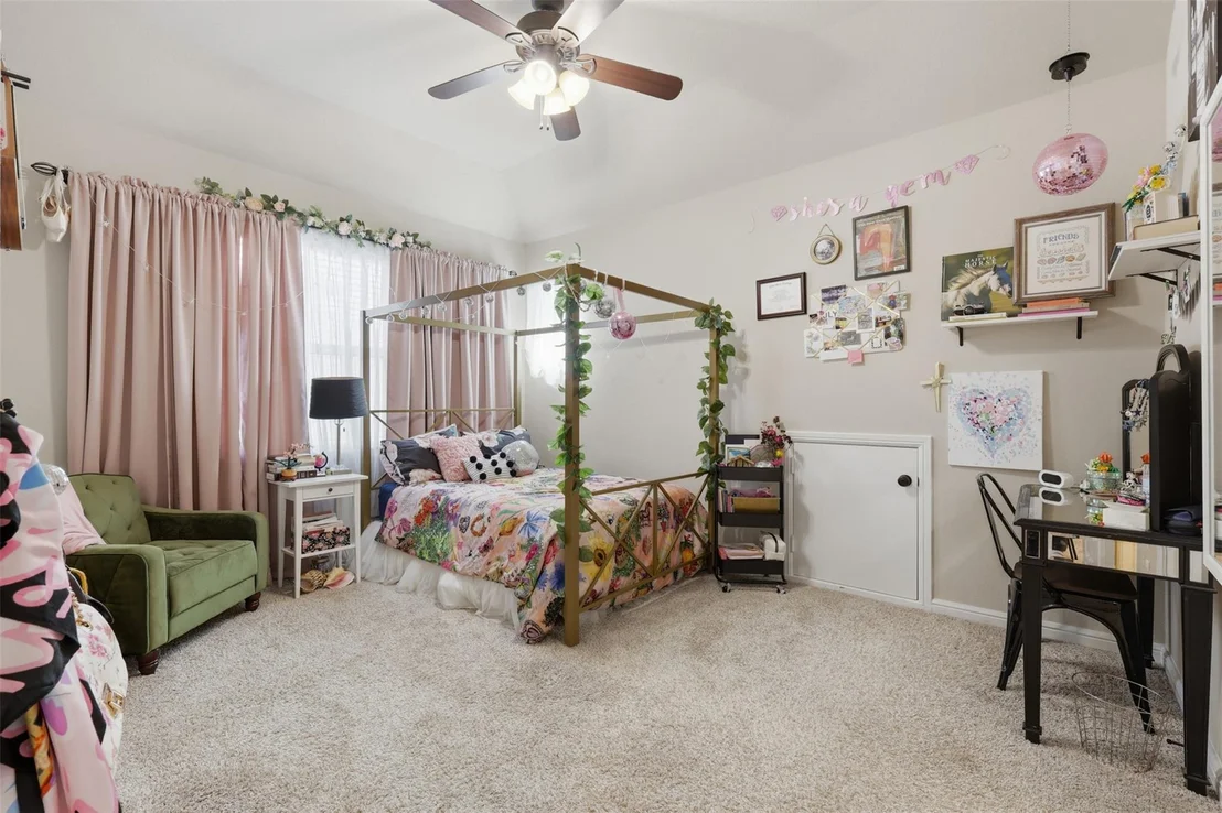 Photo of 27920 Seger Bend Trail
