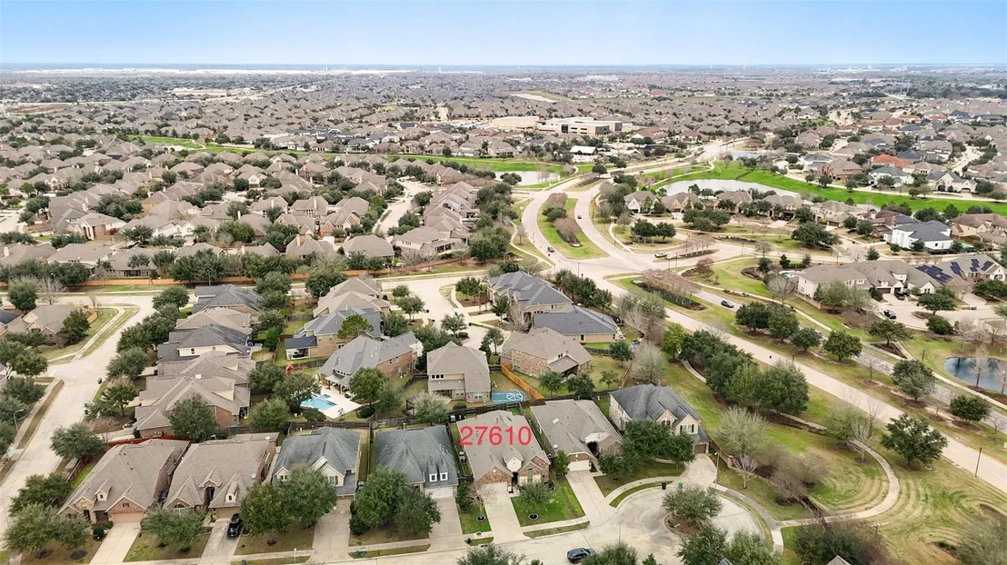 Photo of 27610 Dalton Bluff Court