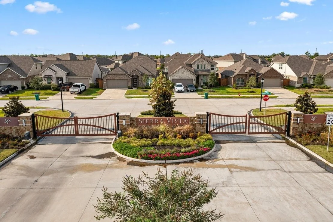 Photo of 1702 Darwin Cedar Drive
