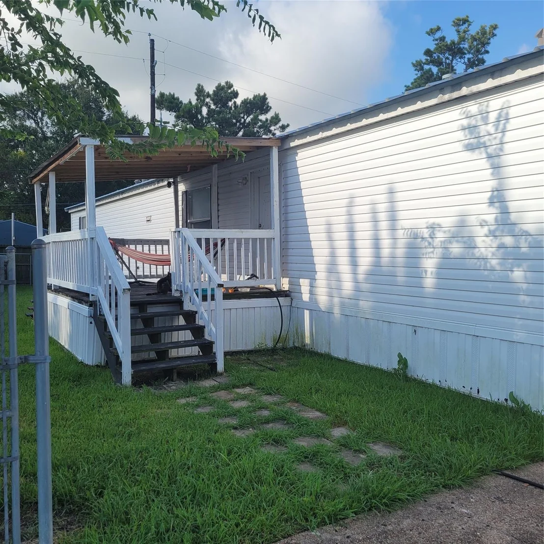 Photo of 9934 Cedar Landing Drive