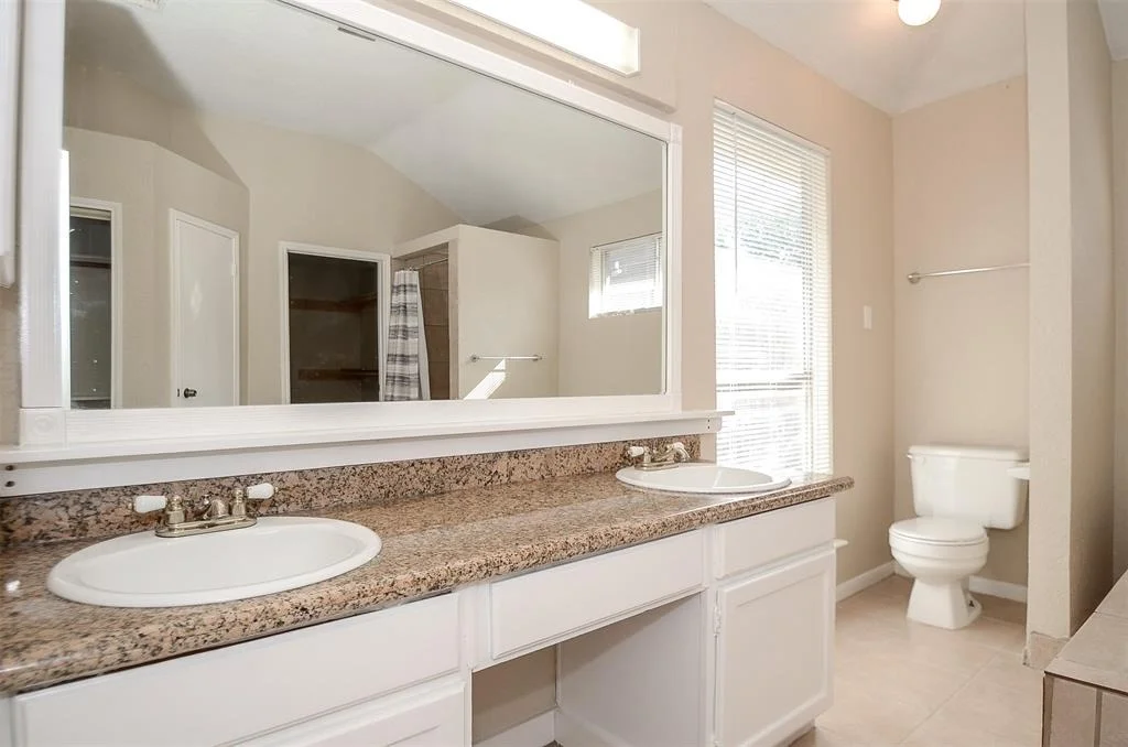 Photo of 1718 Foxlake Drive