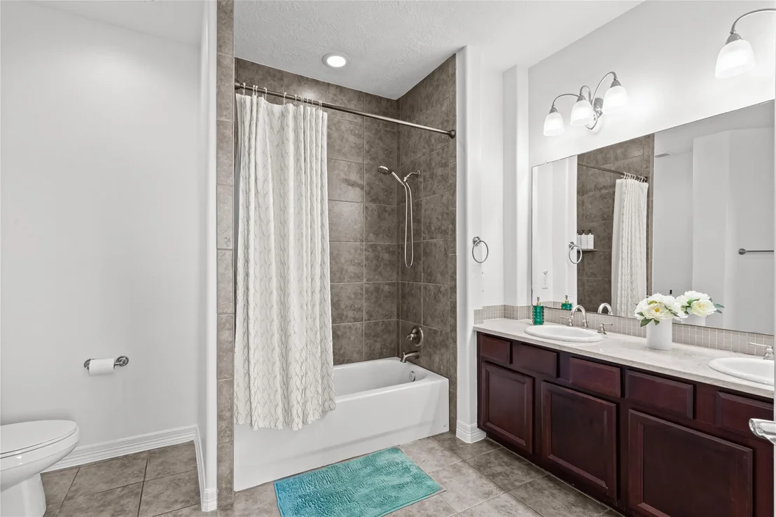 Photo of 4656 Cornish Street