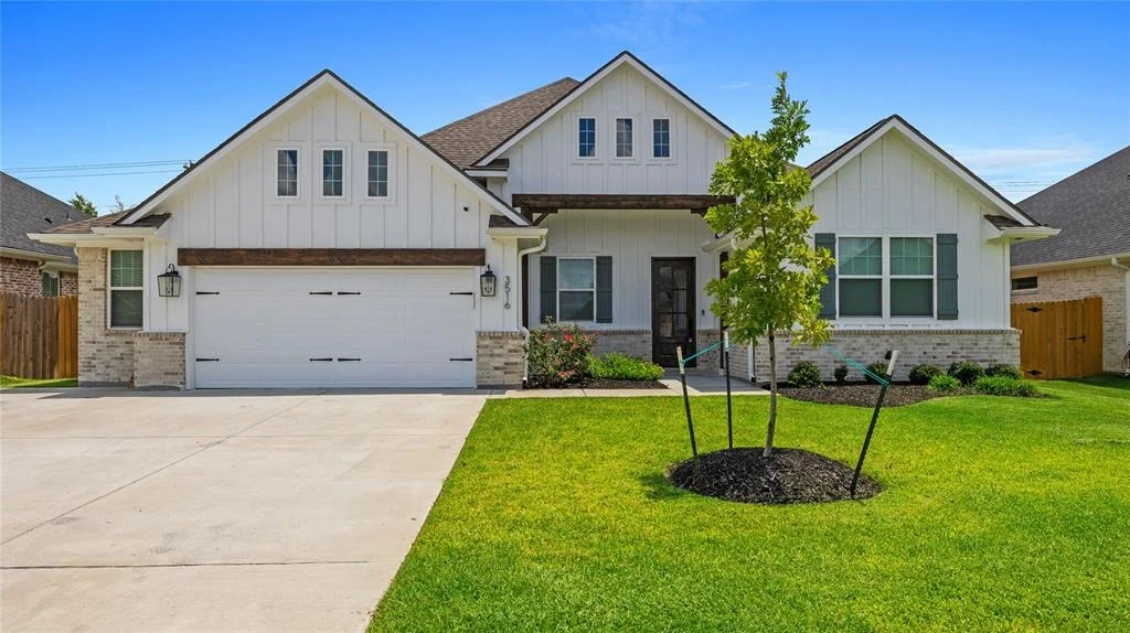 Photo of 3516 Chantilly Path