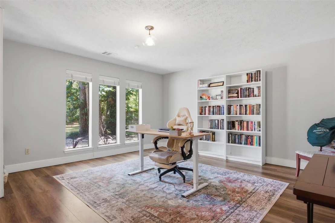 Photo of 2218 Silver Falls Drive
