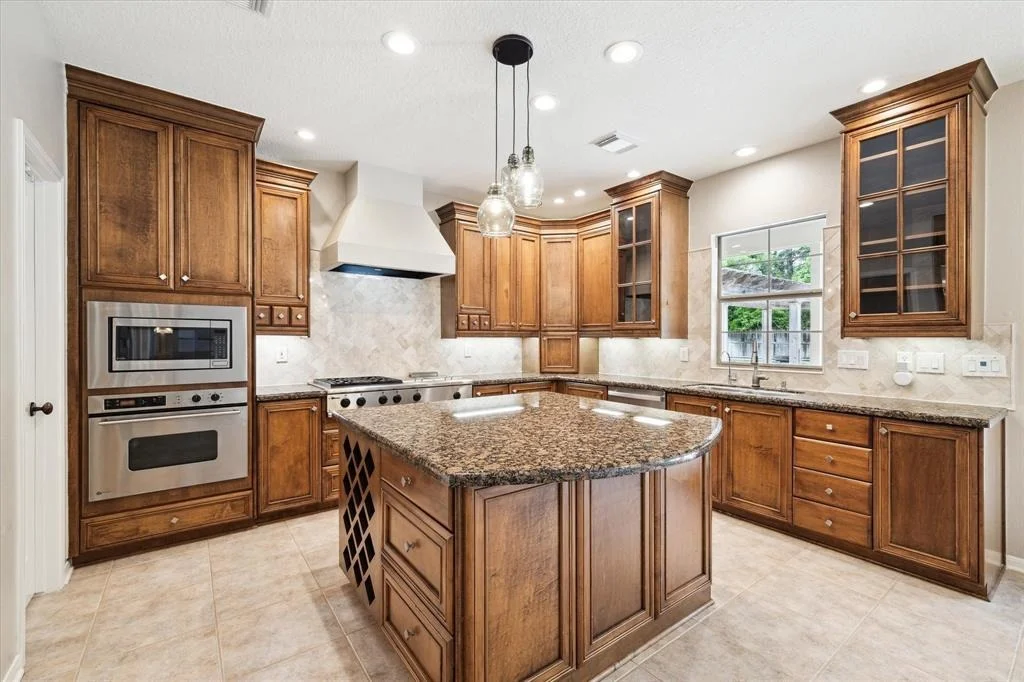 Photo of 74 E Beckonvale Circle
