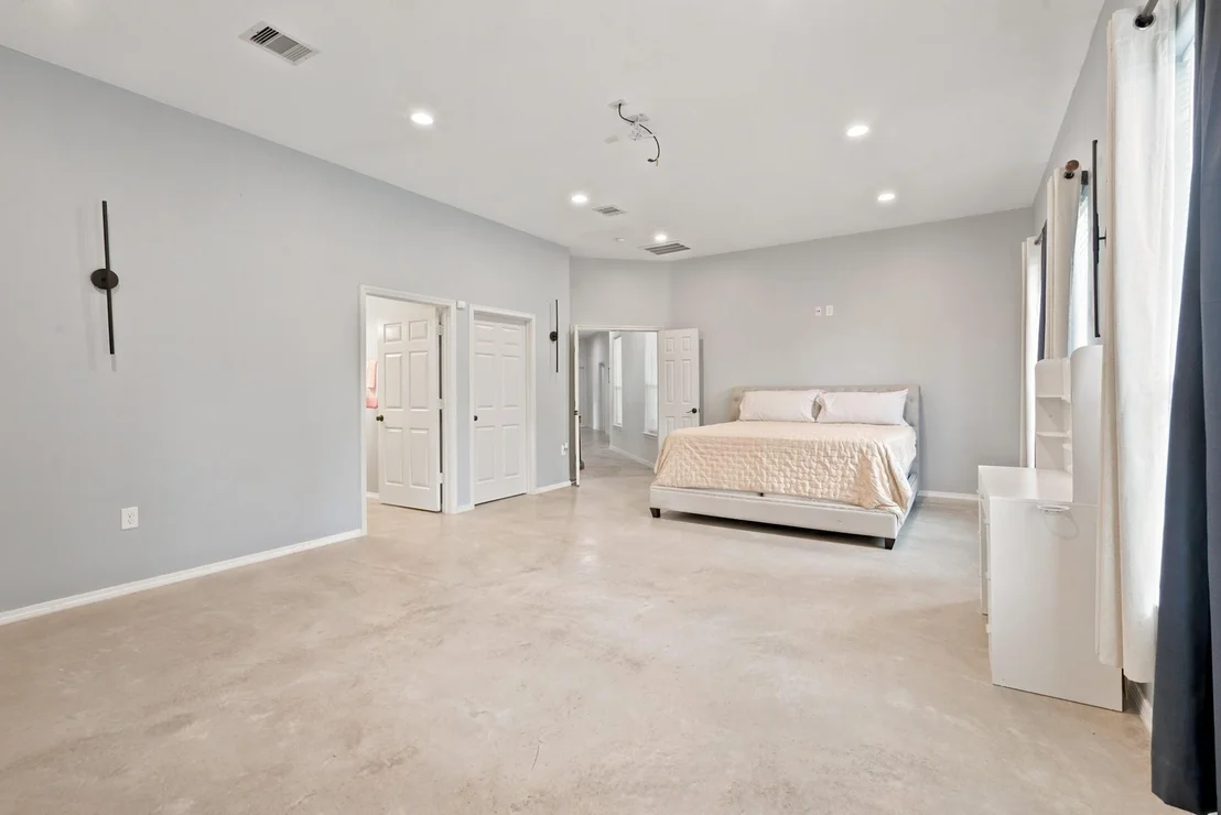 Photo of 39595 Bosque Road