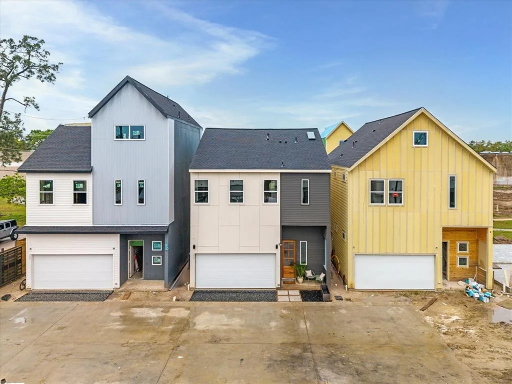 Photo of 3909 Yale Heights Drive