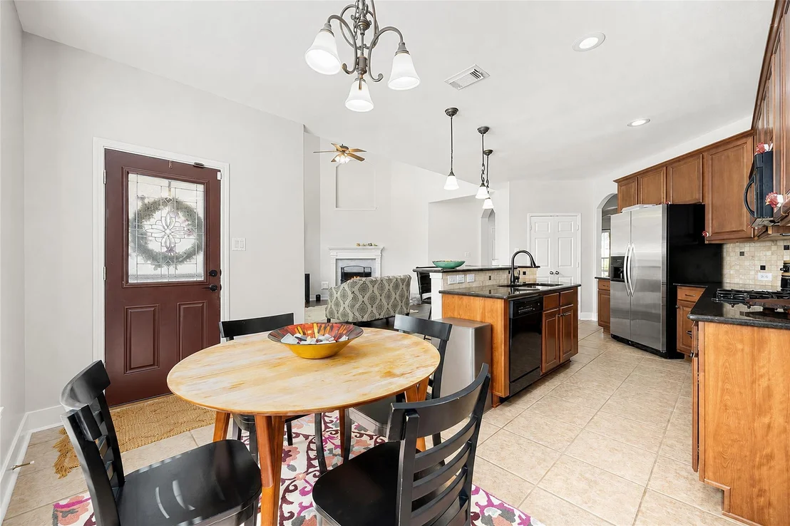 Photo of 10502 Landsdowne Pointe Drive