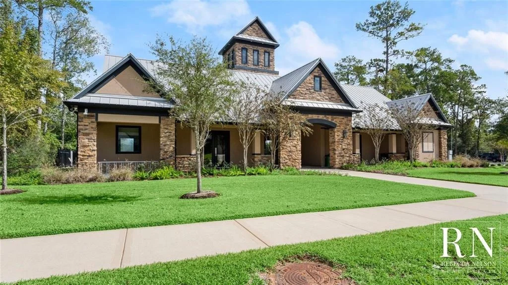 Photo of 814 Walnut Park Lane