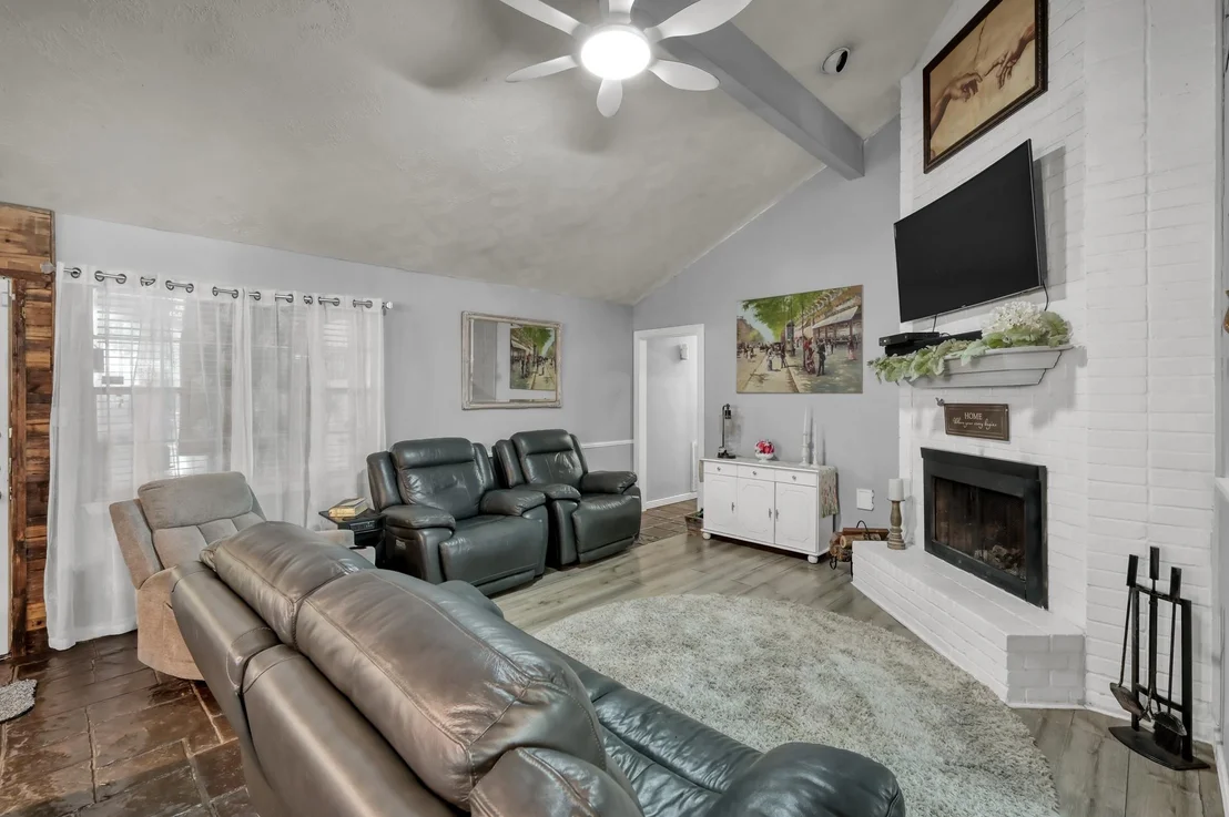 Photo of 22714 Canyon Lake Drive