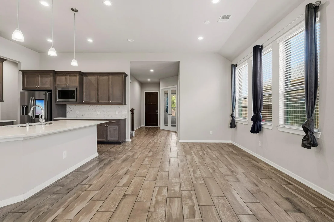 Photo of 4510 Peloton Road